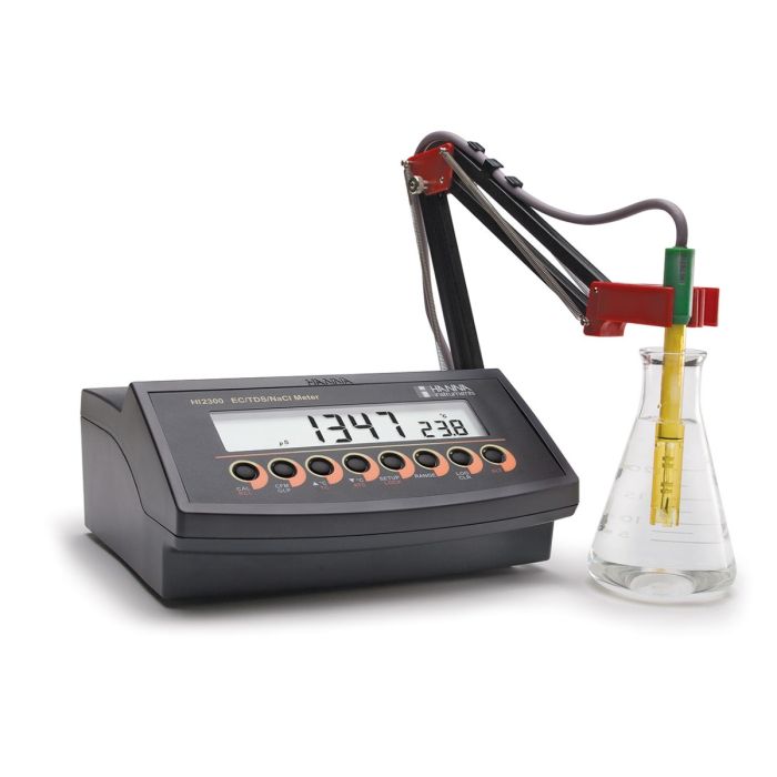 HANNA HI2300微电脑电导率EC-总固体溶解度TDS-盐度NaCI-温度°C测定仪